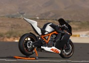 KTM RC8